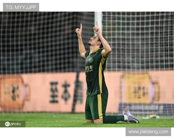 浙江1-0津门虎 亚戈卡列洛破门却错失空门错失良机 浙江1-0津门虎 亚戈卡列洛破门却错失空门错失良机